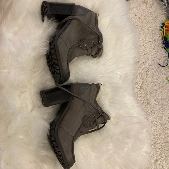 Sam Edelman Lace-up Platform Boots. Gray/Brown. Sz 8 - Picture 4 of 10